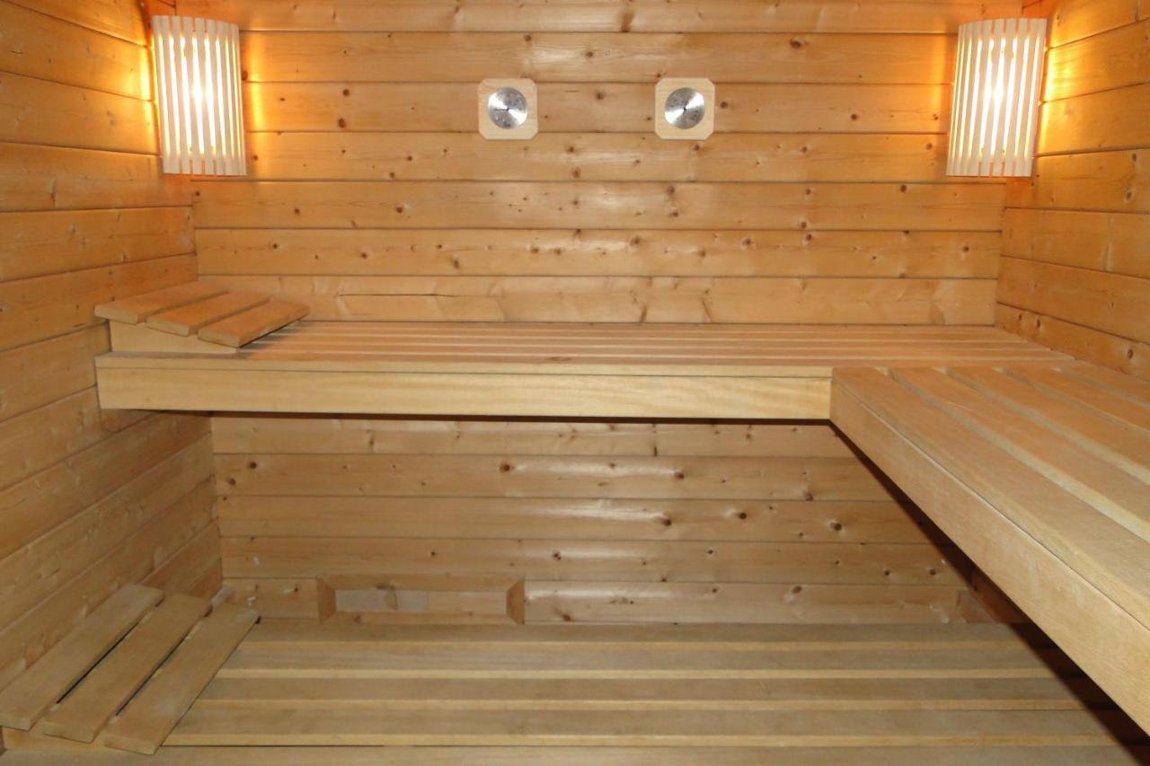 Gite 295 Montagnes Du Jura Avec Spa Et Sauna Classe 3 Etoiles Foncine-le-Haut Екстер'єр фото